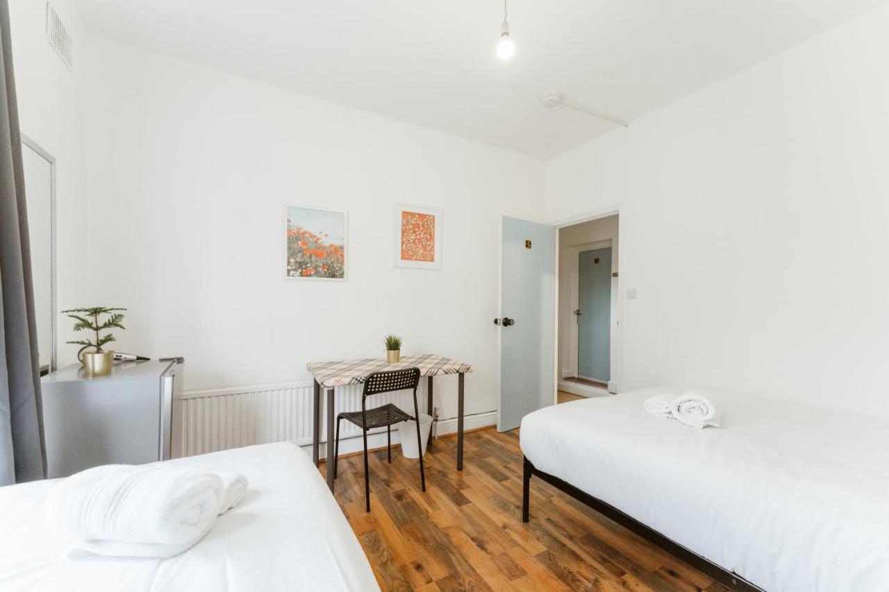 Upton Park Bedrooms 25 Min To Central London Eksteriør billede