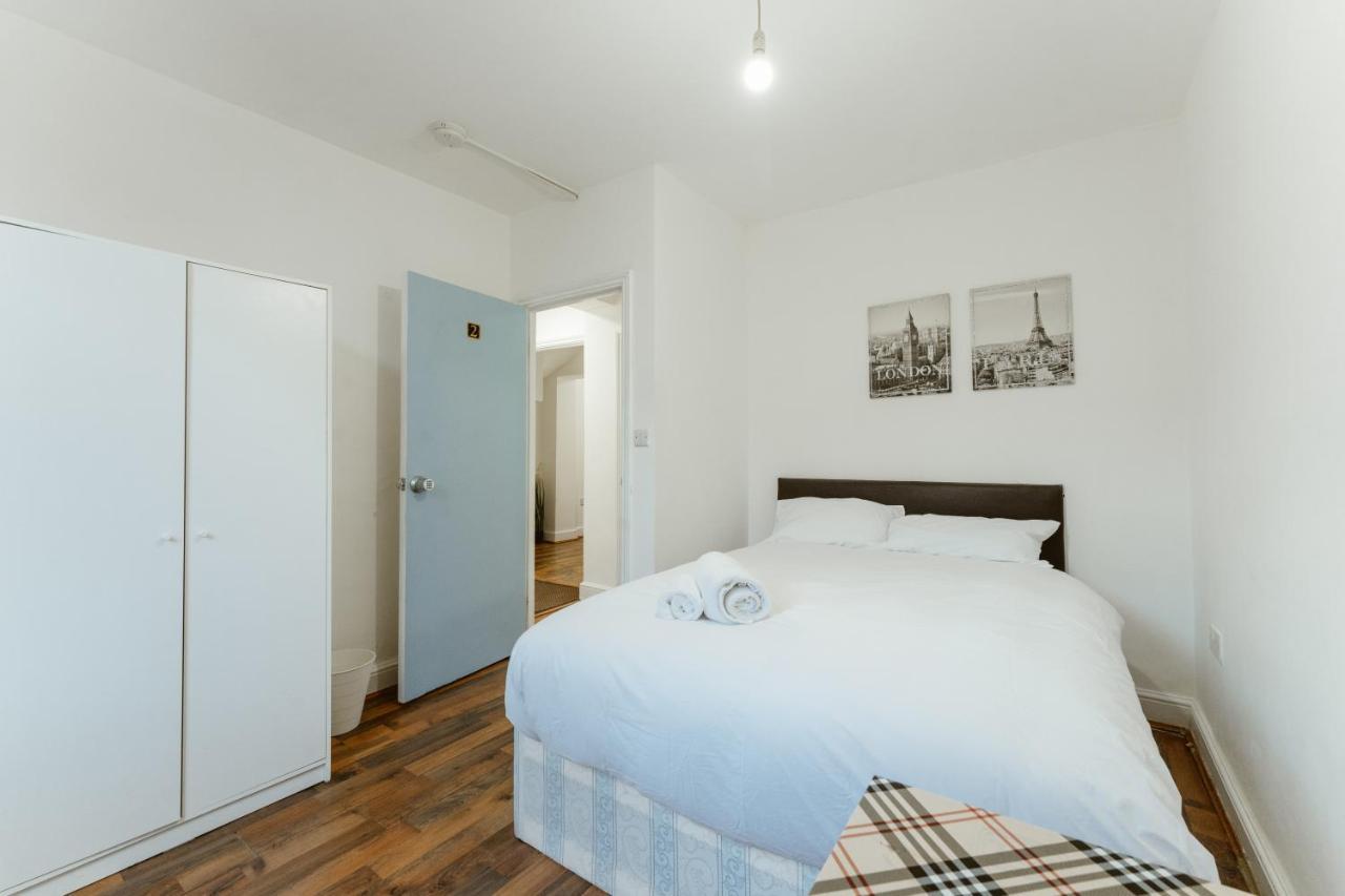 Upton Park Bedrooms 25 Min To Central London Eksteriør billede