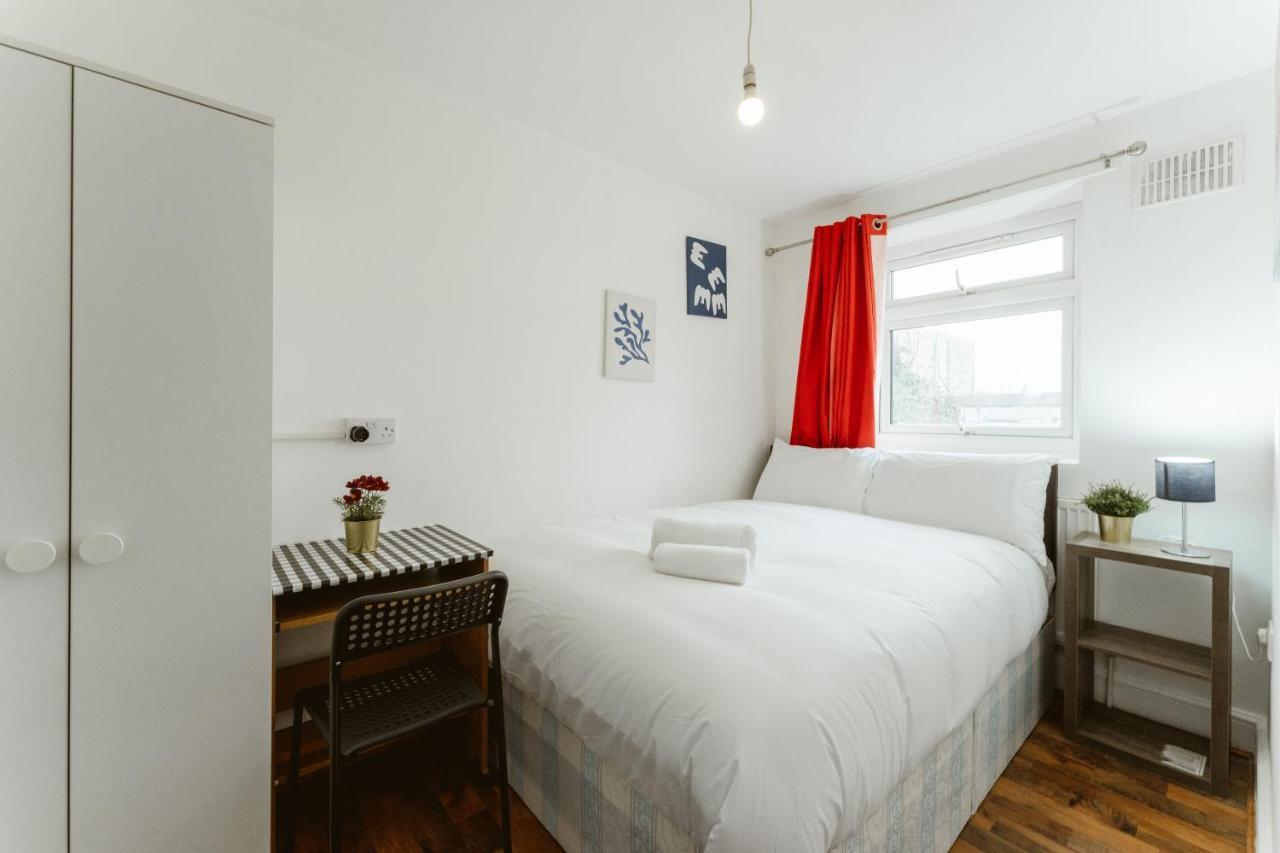 Upton Park Bedrooms 25 Min To Central London Eksteriør billede
